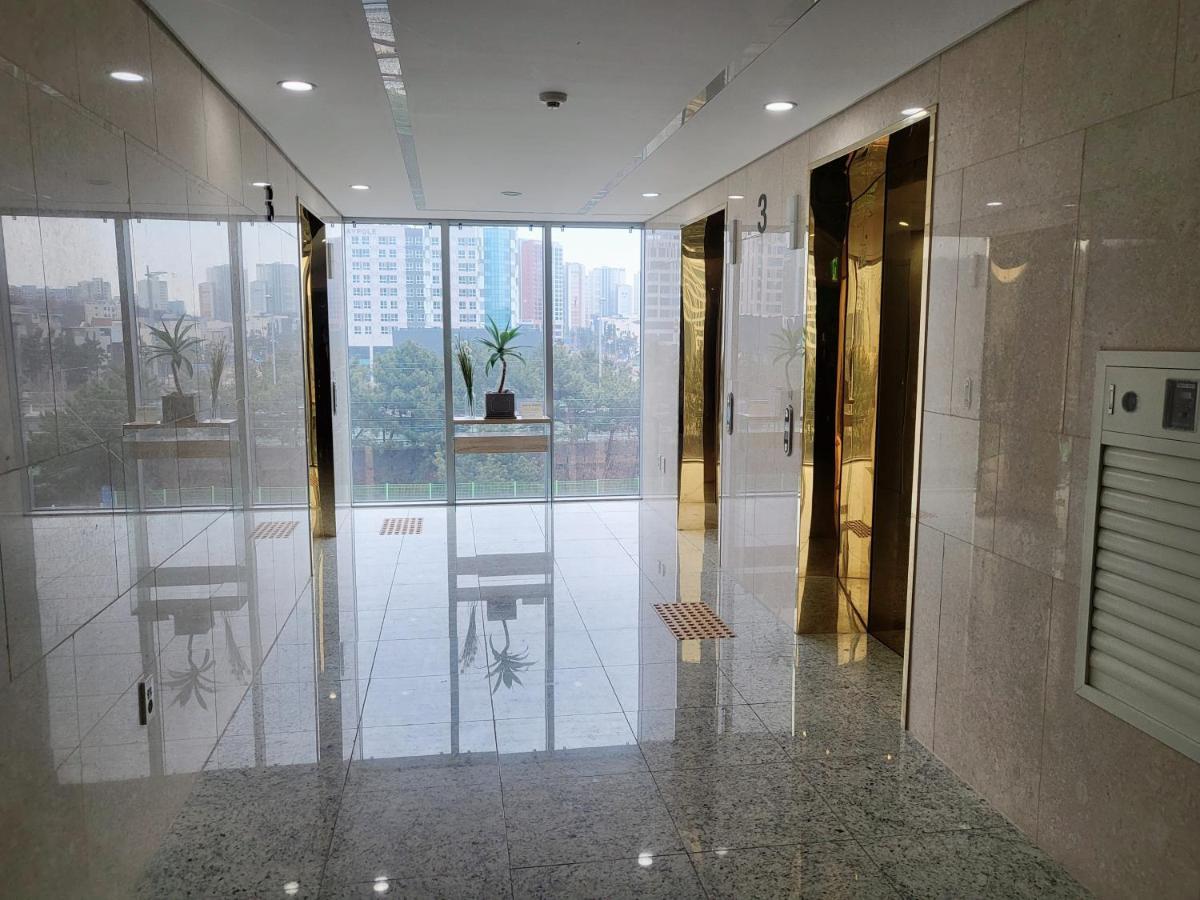 Hotel Tour Incheon Airport Hotel & Suites Exteriér fotografie